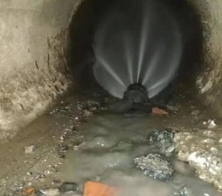 那大镇市政管道清淤